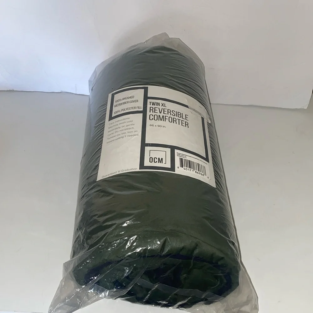 OCM Twin XL Reversible Comforter 66